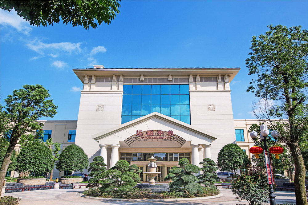 成都金堂恒大酒店运动中心丨室内恒温标准泳池桑拿设计