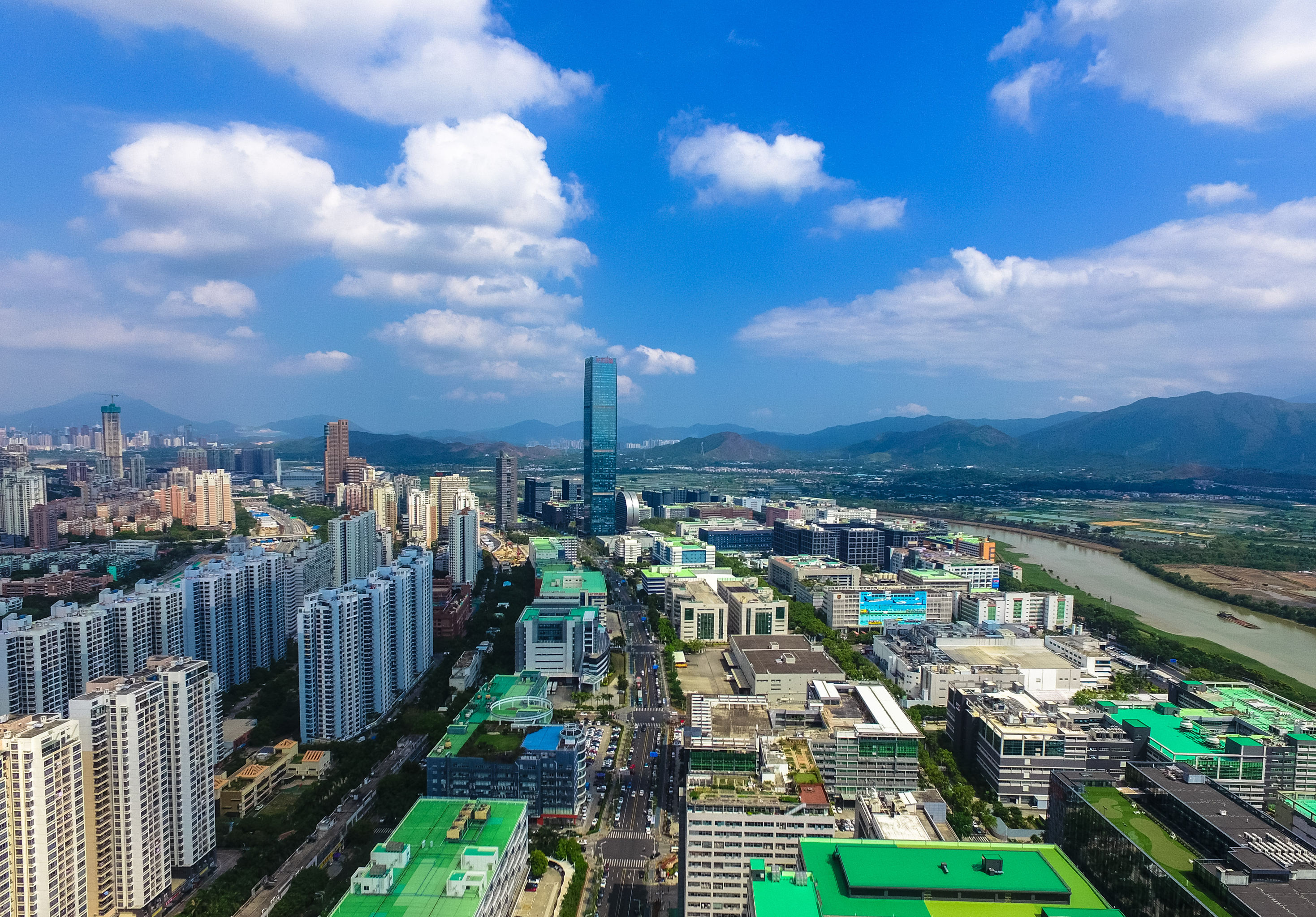 深圳福田保税区蓝天