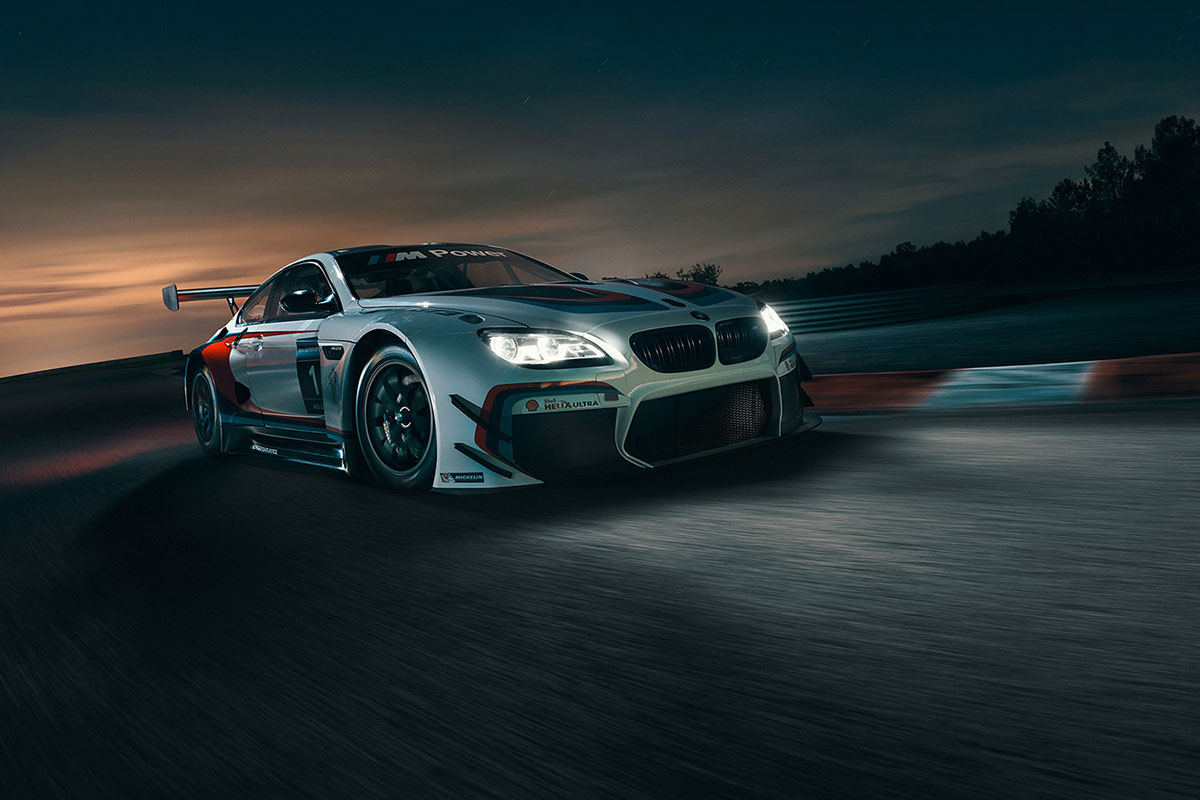 宝马dtm赛车广告