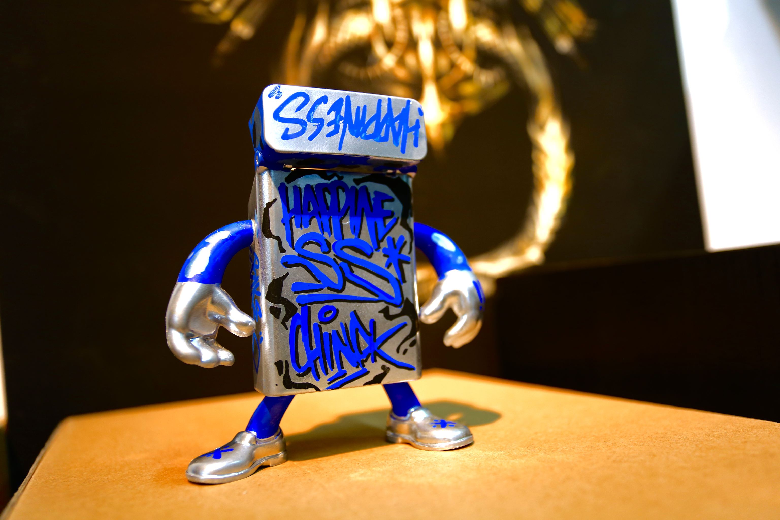 happiness 涂鸦公仔系列